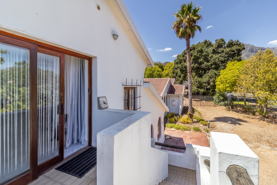 6 Bedroom Property for Sale in Brandwacht Western Cape